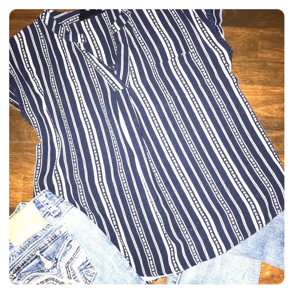 Sweet Wanderer size Large Blouse